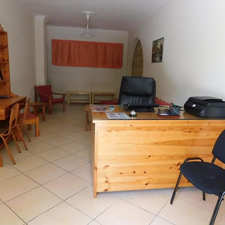 To Spiti Tis Eirinis Apartment Poros Town Bagian luar foto