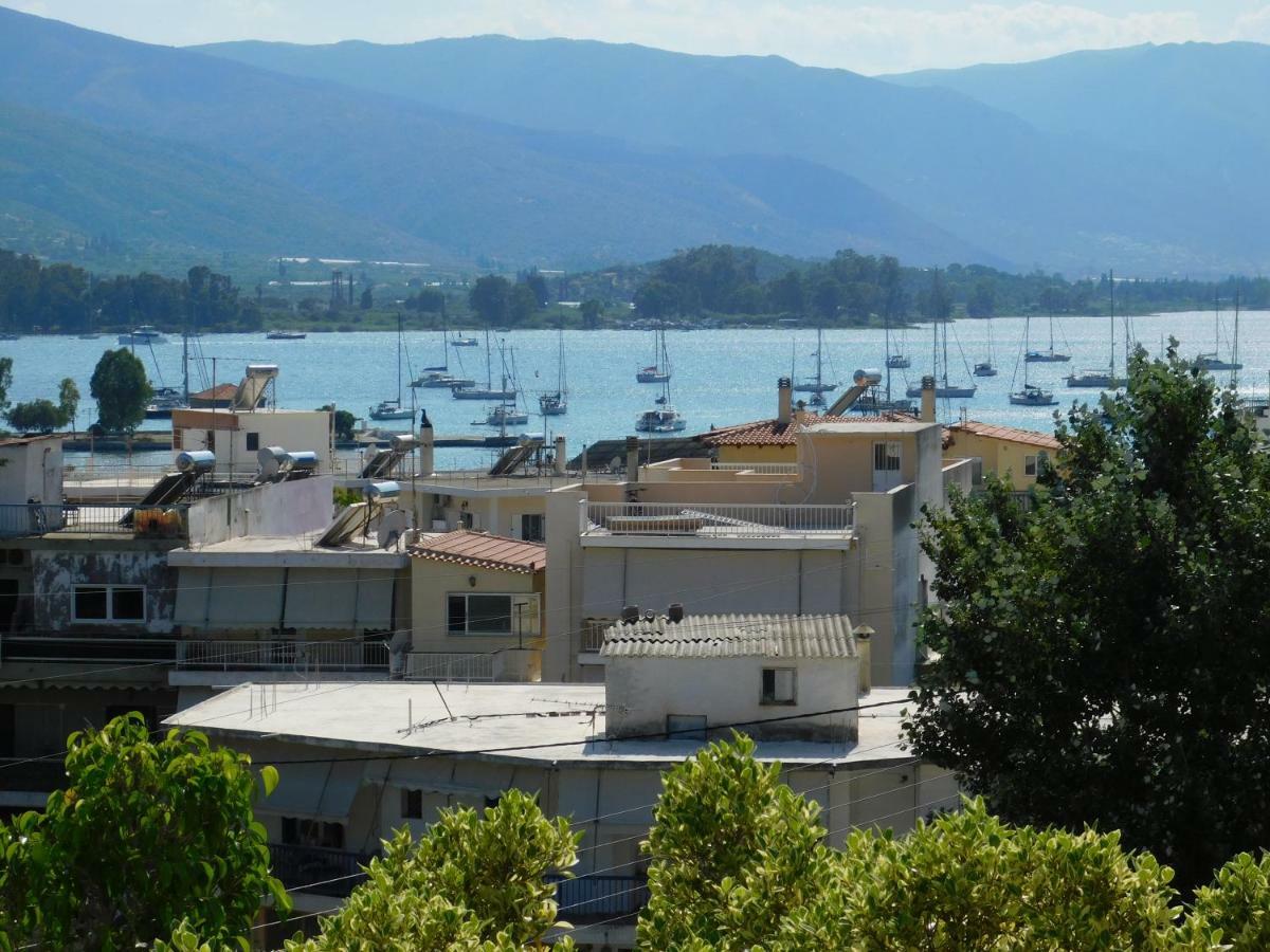 To Spiti Tis Eirinis Apartment Poros Town Bagian luar foto
